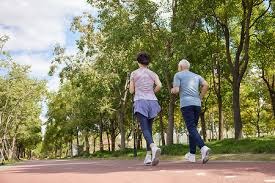 官方：拜仁女足中场齐焦蒂-奥尔默加盟曼联女足，双方签约2年